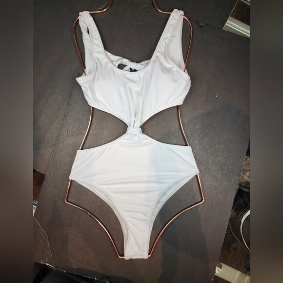 Sexy White Monokini One Piece Swimsuit Bikini Cutout Womens Size S - Picture 1 of 7
